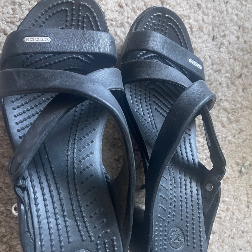 Crocs Womens Cyprus IV Slides Sandals Black